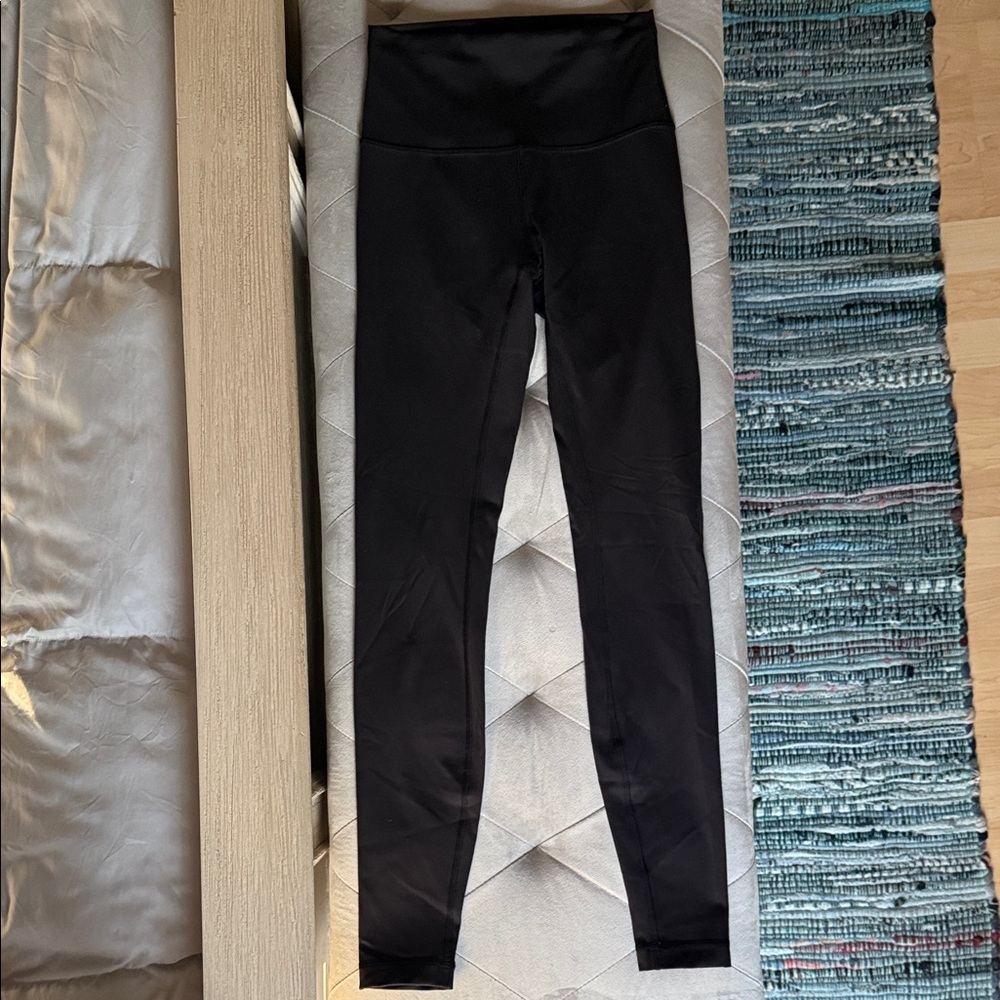Lululemon Wunder Train size 4 28” black